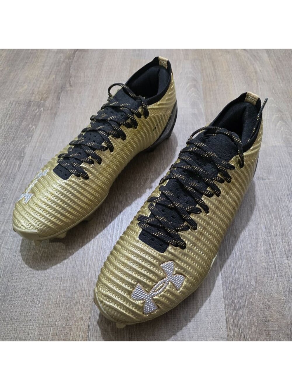 Under Armour Blur Lux MC Football Cleats Size 11 Gold Black 3028218-777 HOVR New